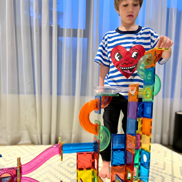 3D Magnetni set kocki sa toboganima-razvija kreativnost